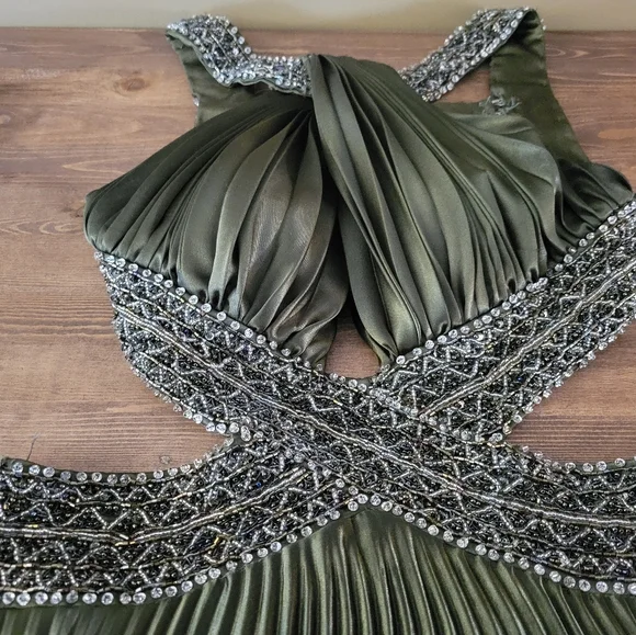 Formal/Prom Dress - Picture 5 of 6